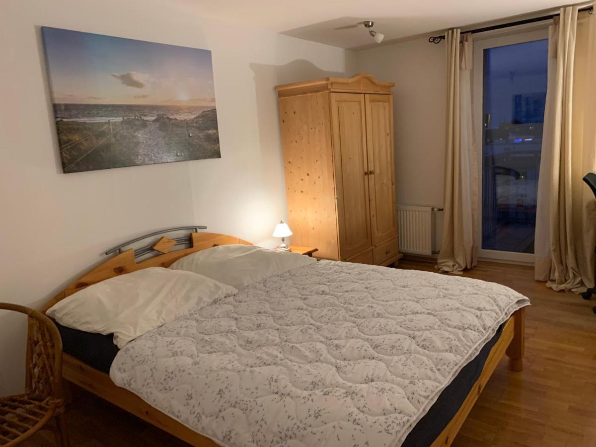 Suedstadt-Fewo Mit Grossem Balkon Nahe City Und Meer - Ueber Den Daechern Von Whv Wilhelmshaven Exterior foto